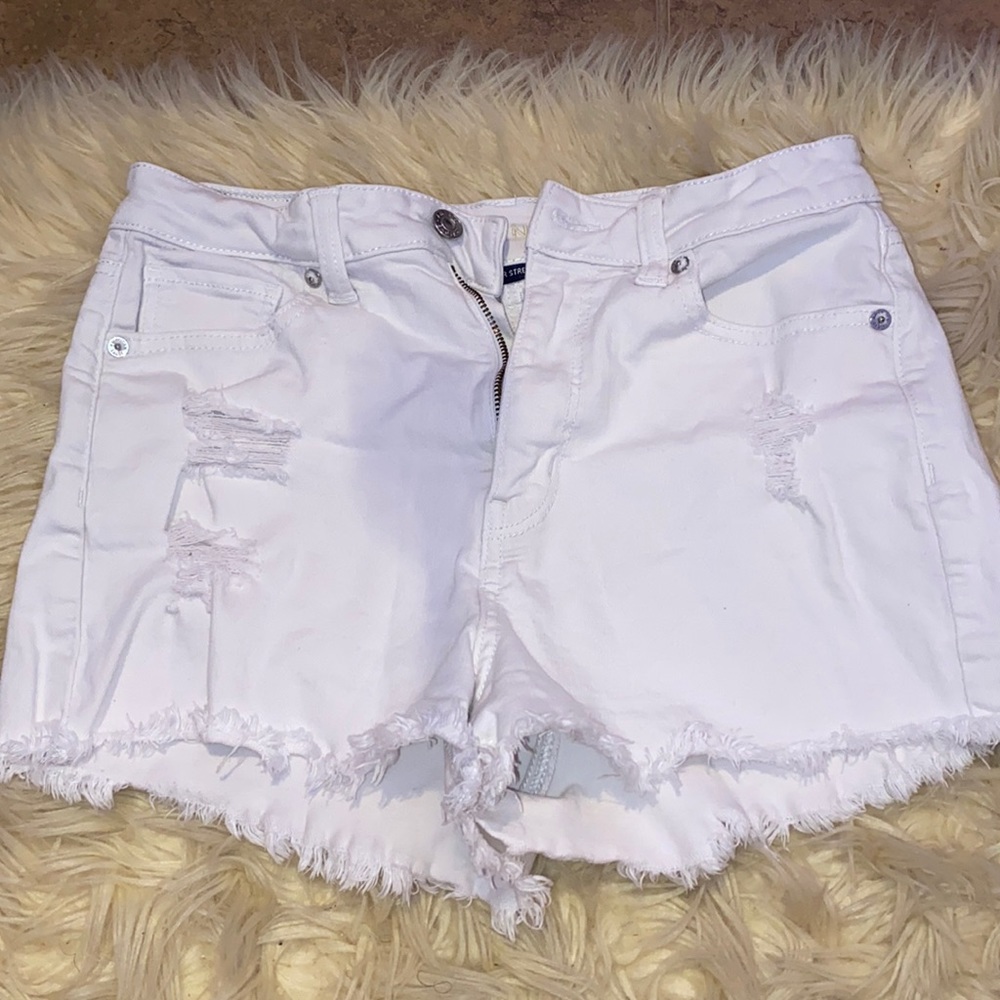 White American Eagle Shorts